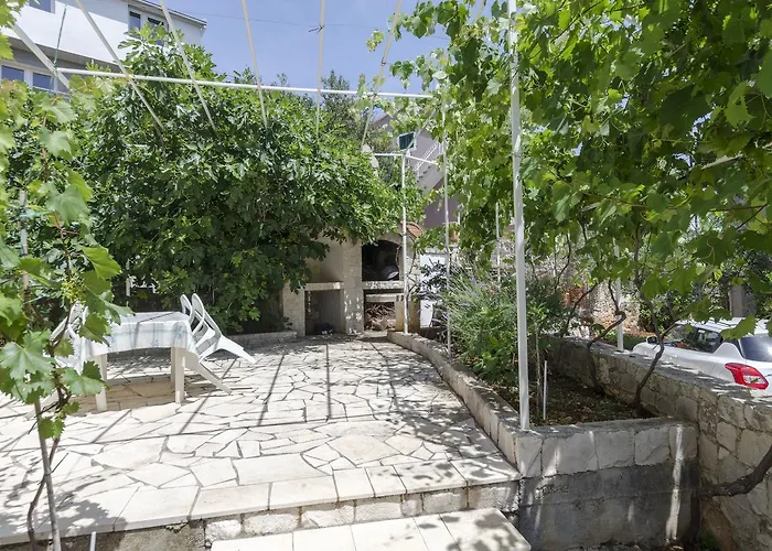 아파트 Mirko 트로기르