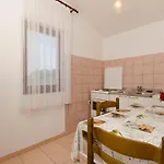 Lägenhet Mirko Trogir